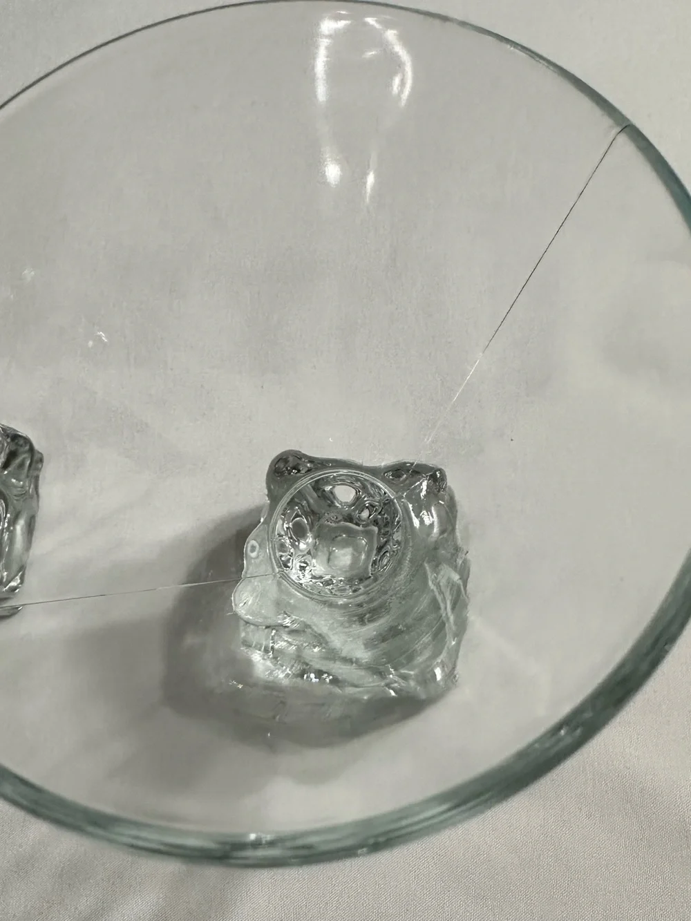 Set of 2 Clear Glass Martini / Cocktail Glasses